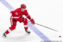 Canucks-vs-Red-Wings-October-22-2019-10