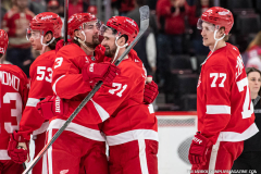 Detroit-Red-Wings-vs-Carolina-Hurricanes-April-4-2025-In-Play-magazine-54