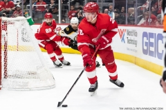 Boston-Bruins-at-Detroit-Red-Wings-April-5-2022-8