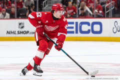 Detroit-Red-Wings-vs-Minniesota-Wild-April-5-2026-In-Play-magazine-10