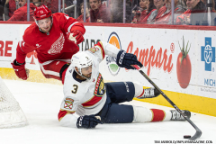 Detroit-Red-Wings-vs-Florida-Panthers-April-6-2025-In-Play-magazine-16