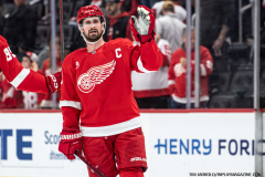 Detroit-Red-Wings-vs-Florida-Panthers-April-6-2025-In-Play-magazine-25