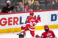 Detroit-Red-Wings-vs-Florida-Panthers-April-6-2025-In-Play-magazine-43