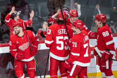 Detroit-Red-Wings-vs-Florida-Panthers-April-6-2025-In-Play-magazine-9