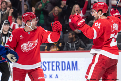 Detroit-Red-Wings-vs-Vancouver-Canucks-December-1-2024-In-Play-magazine-20