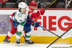 Detroit-Red-Wings-vs-Vancouver-Canucks-December-1-2024-In-Play-magazine-7