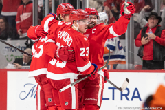 Detroit-Red-Wings-vs-NY-Islanders-December-16-2025-In-Play-magazine-5