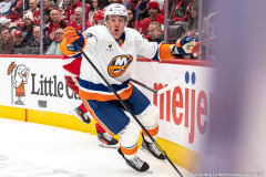Detroit-Red-Wings-vs-NY-Islanders-December-16-2025-In-Play-magazine-7