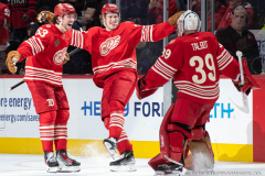 Detroit-Red-Wings-vs.-Toronto-Maple-Leafs-December-28-2025-In-Play-magazine-13