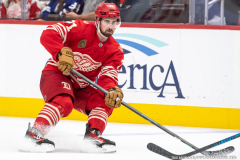 Detroit-Red-Wings-vs.-Toronto-Maple-Leafs-December-28-2025-In-Play-magazine-8