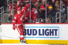 Detroit-Red-Wings-vs.-Pittsburgh-Penguins-December-31-2024-In-Play-magazine-2