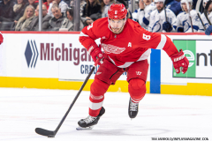 Detroit-Red-Wings-vs-Tampa-Bay-Lightning-January-25-2025-In-Play-magazine-13