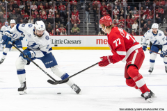 Detroit-Red-Wings-vs-Tampa-Bay-Lightning-January-25-2025-In-Play-magazine-3
