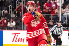 Detroit-Red-Wings-vs-Philadelphia-Flyers-March-28-2026-In-Play-magazine-4