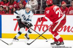 Detroit-Red-Wings-vs-Utah-Hockey-Club-March-6-2025-In-Play-magazine-15