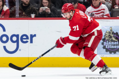 Chicago-Blackhawks-at-Detroit-Red-Wings-March-8-2023-21
