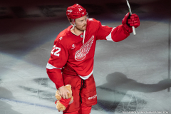 Detroit-Red-Wings-vs-Florida-Panthers-October-15-2025-In-Play-magazine-6