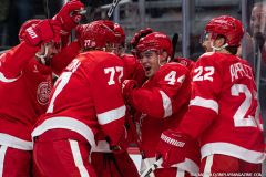 Detroit-Red-Wings-vs-Tampa-Bay-Lightning-October-17-2025-In-Play-magazine-1