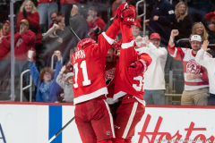 Detroit-Red-Wings-vs-Edmonton-Oilers-October-19-2025-In-Play-magazine-1