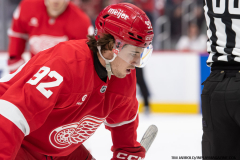Detroit-Red-WIngs-vs-Toronto-Maple-Leafs-October-3-2024-In-Play-magazine-18