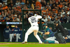 Detroit-Tigers-vs-Seattle-Mariners-ALDS-Game-3-October-7-2025-In-Play-magazine-1