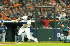 Detroit-Tigers-vs-Seattle-Mariners-ALDS-Game-3-October-7-2025-In-Play-magazine-11