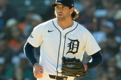 Detroit-Tigers-vs-Seattle-Mariners-ALDS-Game-4-October-8-2025-In-Play-magazine-26