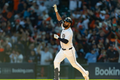 Detroit-Tigers-vs-Seattle-Mariners-ALDS-Game-4-October-8-2025-In-Play-magazine-38