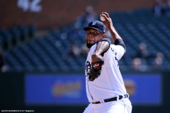 Cleveland-Guardians-at-Detroit-tigers-April-19-2023-11