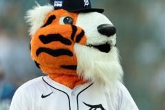 Detroit-Tigers-vs-Huston-Astros-August-18-2025-In-Play-magazine-1