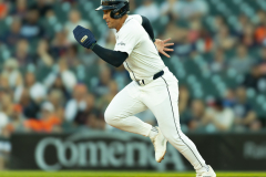 Detroit-Tigers-vs-Cleveland-Guardians-September-16-2025-In-Play-magazine-5