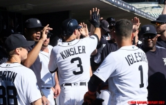 Detroit-Tigers-vs-Twins-Sept-24-2017-08