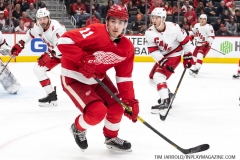 Carolina-Hurricanes-vs-Detroit-Red-Wings-Nov-24-2019-11