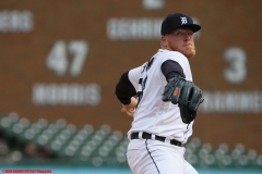 Cleveland-Indians-vs-Detroit-Tigers-April-10-2019-10
