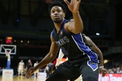 KW-at-London-Lightning-April-4-2019-5