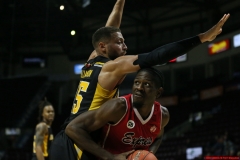 Express vs Lightning Feb 6 2019 (12)