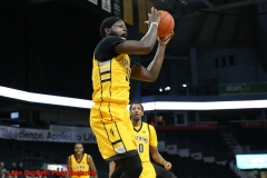 London lightning # 32 Randy Phillips- Photo Credit Luke Durda