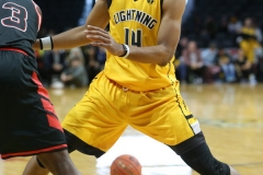 London lightning # 14 Mareik Isom - Photo Credit Luke Durda