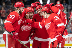 Red-Wings-vs-Maple-Leafs-December-14-2024-In-Play-magazine-15