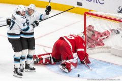 Detroit-Red-WIngs-vs-Utah-Mammoth-December-17-2025-In-Play-magazine-18