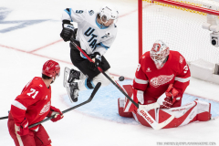 Detroit-Red-WIngs-vs-Utah-Mammoth-December-17-2025-In-Play-magazine-3