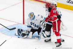 Detroit-Red-WIngs-vs-Utah-Mammoth-December-17-2025-In-Play-magazine-7