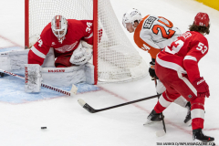Detroit-Red-Wings-vs-Philadelphia-Flyers-December-18-2024-In-Play-magazine-60