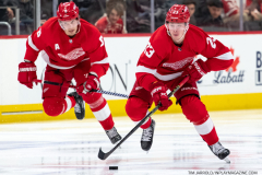 Tampa-Bay-Lighting-at-Detroit-Red-Wings-December-21-2022-23