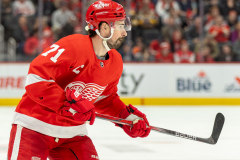 Detroit-Red-Wings-vs-Boston-Bruins-December-31-2023-In-Play-magazine-5