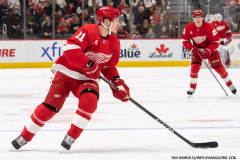 Detroit-Red-Wings-vs-Tampa-Bay-Lightning-February-8-2025-In-Play-magazine-10
