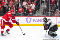 Coyotes-at-Red-Wings-Nov-25-2022-19