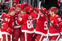 Detroit-Red-Wings-vs-Buffalo-Sabres-Review-November-15-2025-In-Play-magazine-2