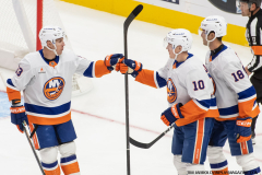 Red-Wings-vs-Islanders-November-21-2024-In-Play-magazine-11