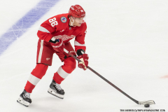 Red-Wings-vs-Islanders-November-21-2024-In-Play-magazine-28